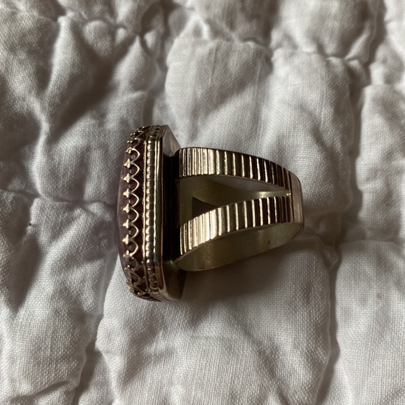 SIZE 7 SILVER AND LEPIDOLITE RING - Picture 2 of 3